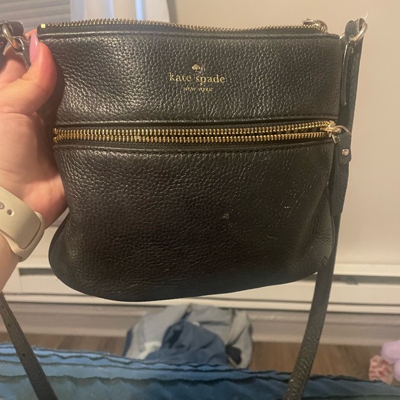 Black Kate Spade Crossbody Purse - Picture 1 of 7